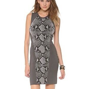 Diane Von Furstenberg Franca Mini Dress Size P Gray Snake Print Bandage Bodycon